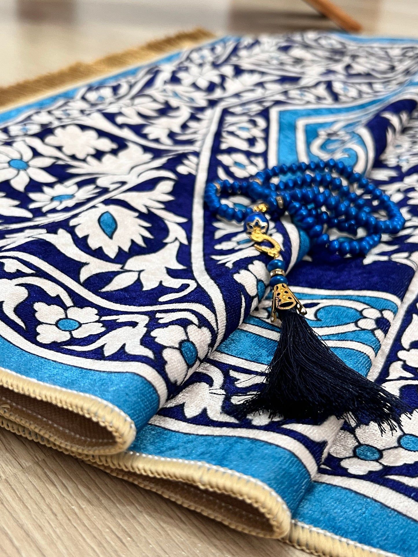 Prayer Rug for Muslim | Prayer Mat | Gebetsteppich | Luxury Prayer Rug | Janamaz | Ramadan Gift | Eid Gift | Wedding Gift