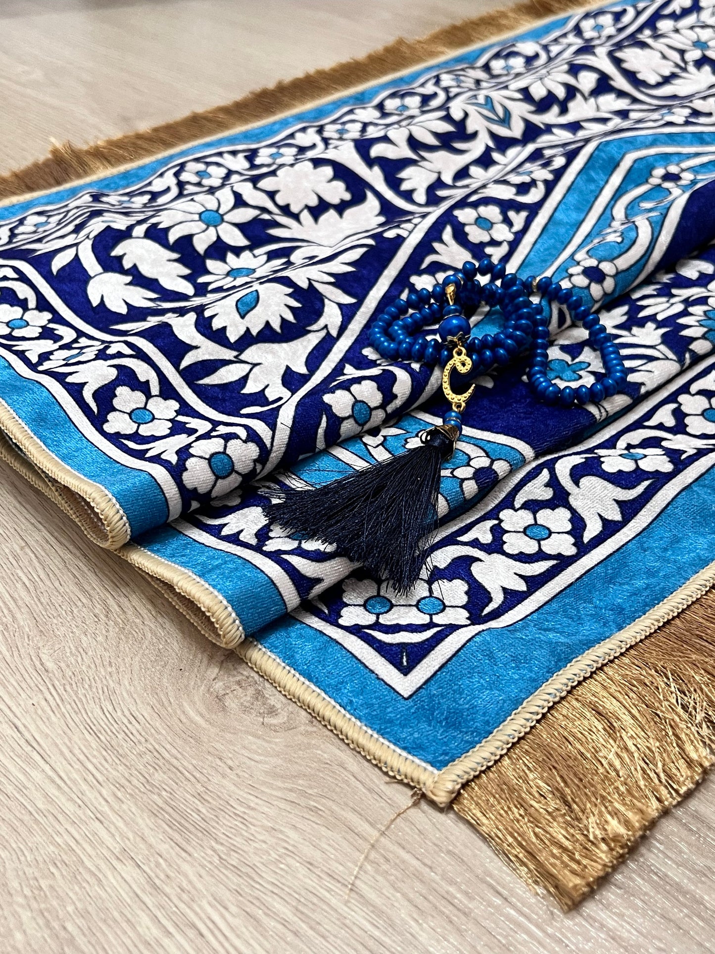 Prayer Rug for Muslim | Prayer Mat | Gebetsteppich | Luxury Prayer Rug | Janamaz | Ramadan Gift | Eid Gift | Wedding Gift