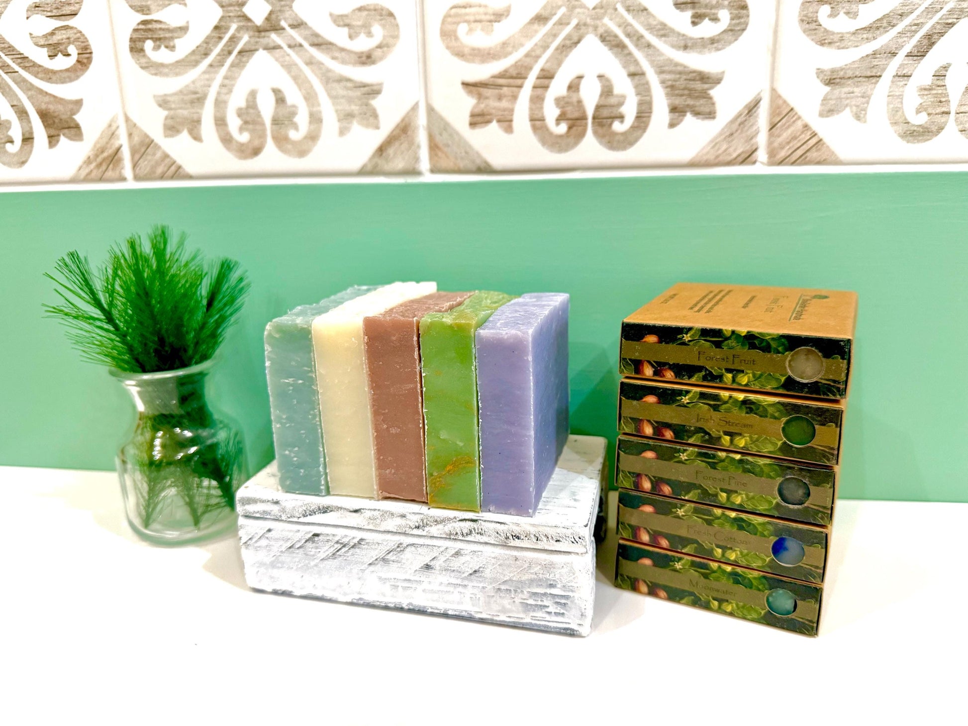 Premium Handmade Natural Soap Variety, Custom Gift Box Options, Plastic Free