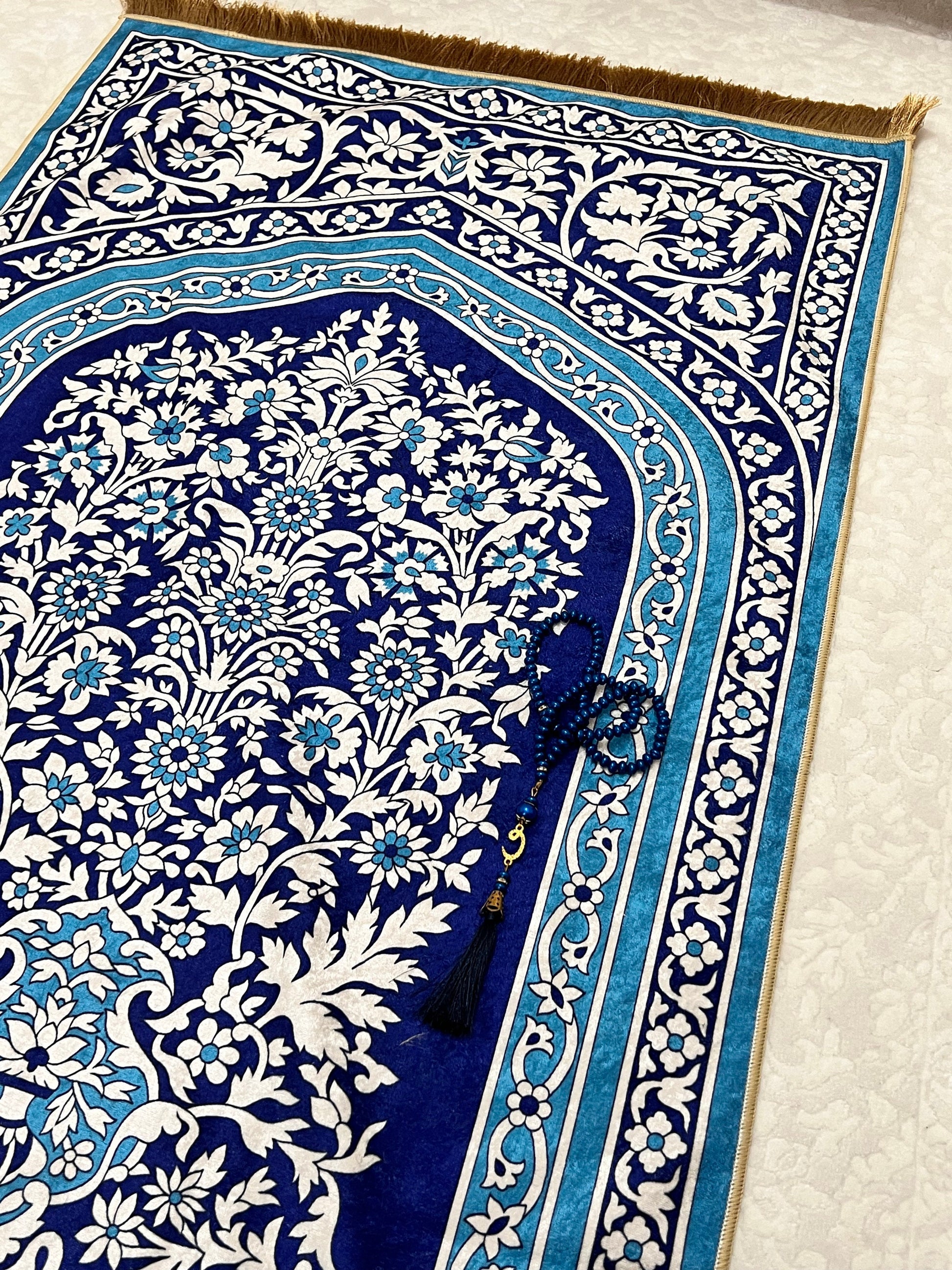 Prayer Rug for Muslim | Prayer Mat | Gebetsteppich | Luxury Prayer Rug | Janamaz | Ramadan Gift | Eid Gift | Wedding Gift